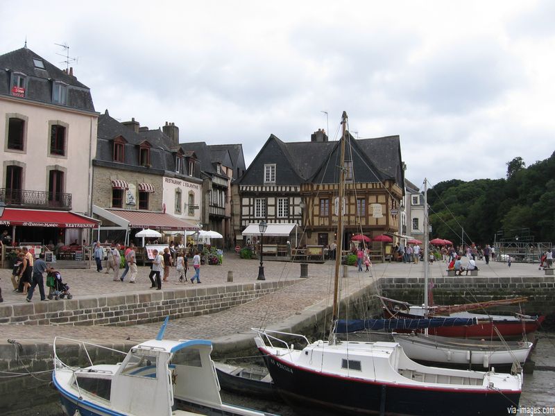 Auray