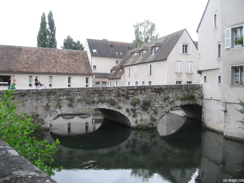 Chartres