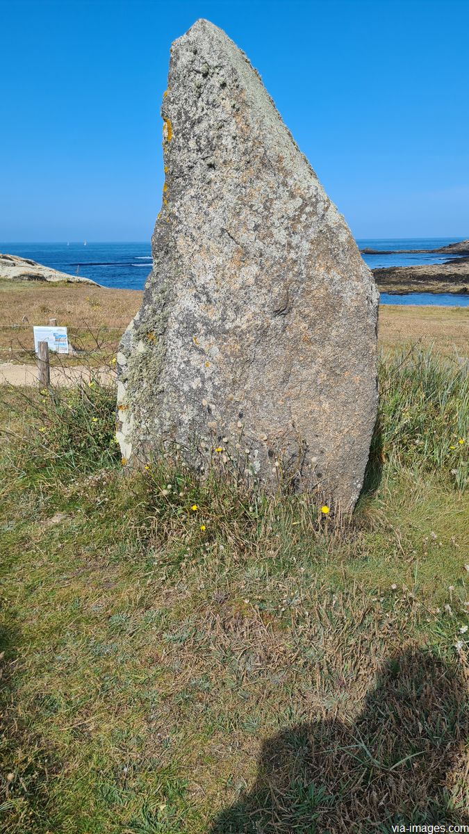 Le menhir de la Pointe-de-Guritte