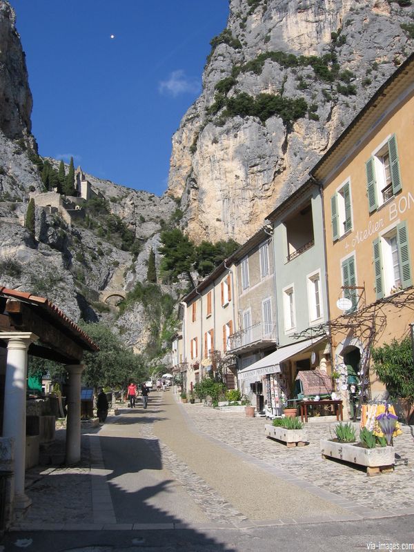 Moustiers-Sainte-Marie