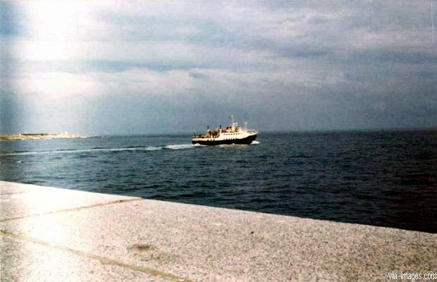Bateau Guerveur