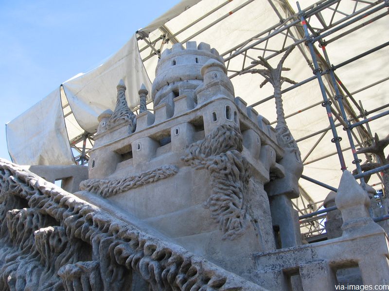 Le Palais Idéal du facteur Cheval