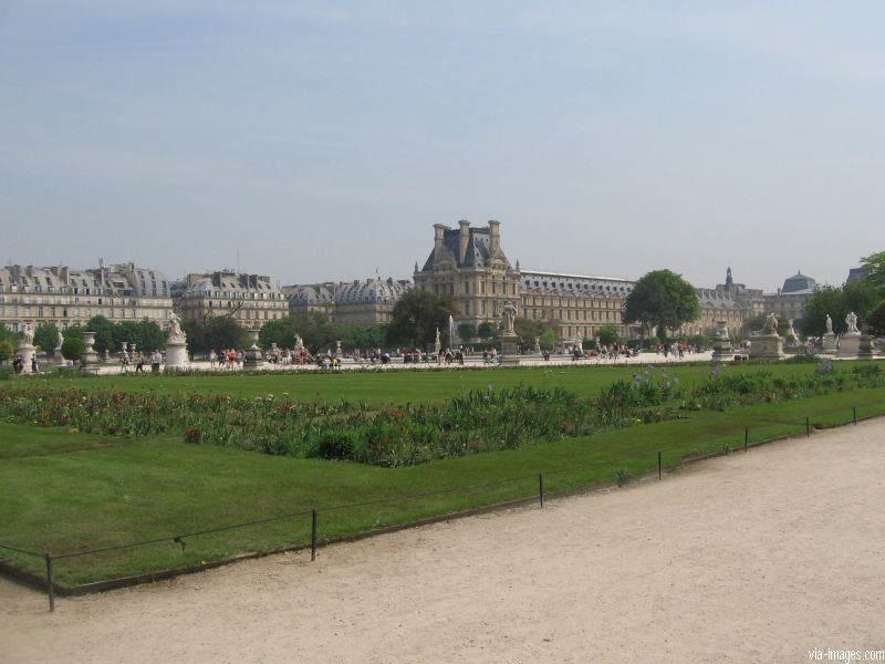 Paris - le Louvre