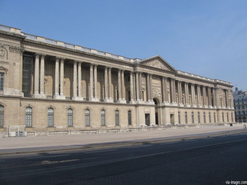 Paris - le Louvre