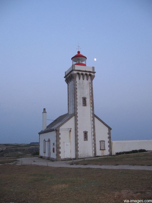 Le Phare des Poulains