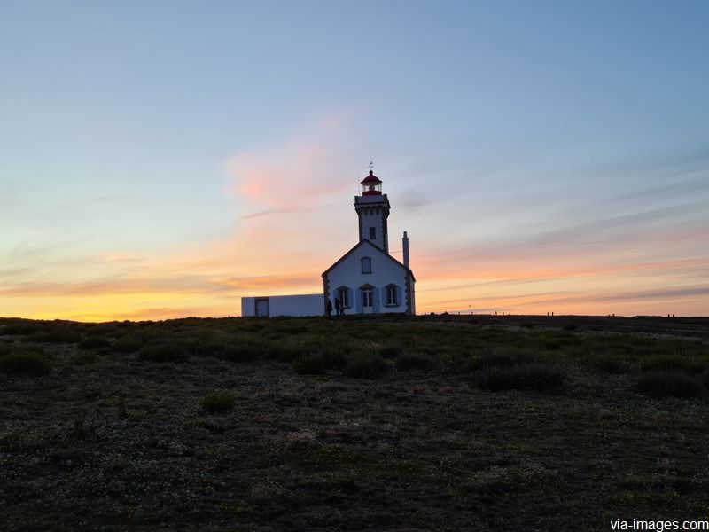 Le Phare des Poulains