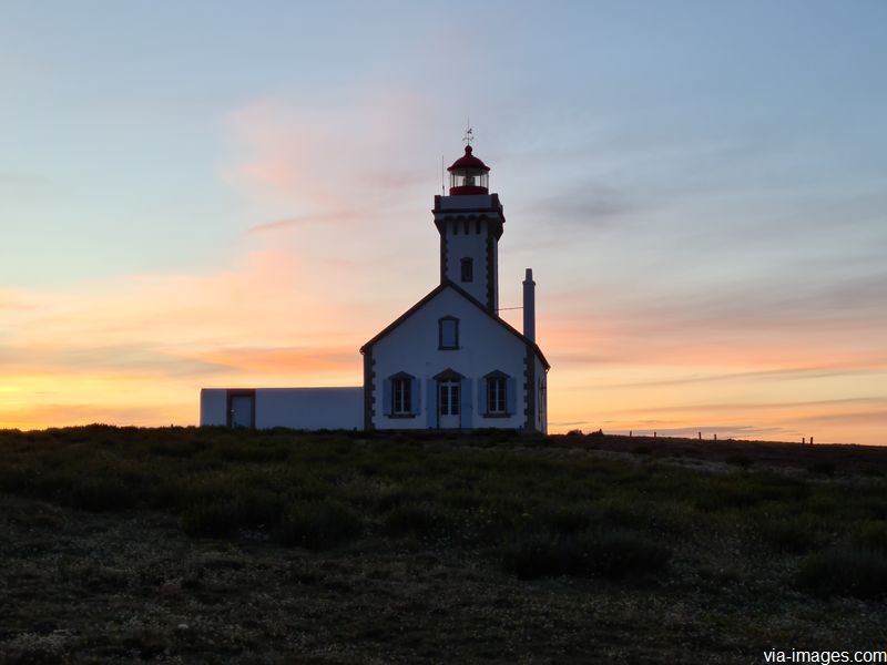 Le Phare des Poulains