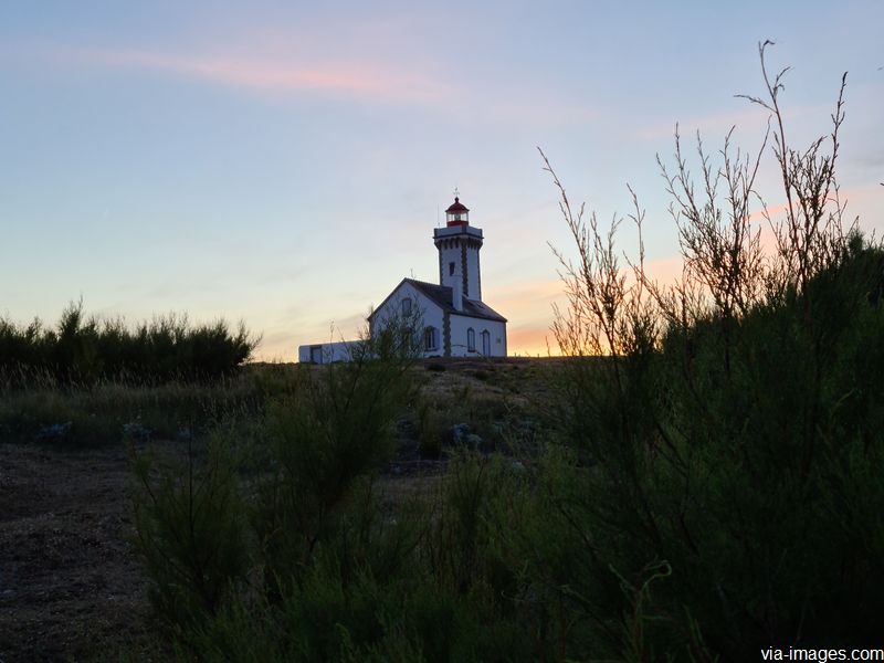 Le Phare des Poulains