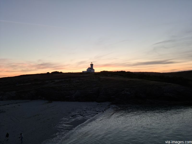 Le Phare des Poulains