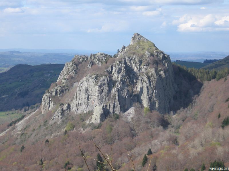 Les roches de Sanadoire et Tuilire